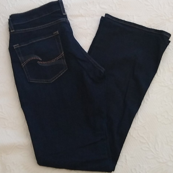 Signature Levi Jeans - Picture 2 of 7